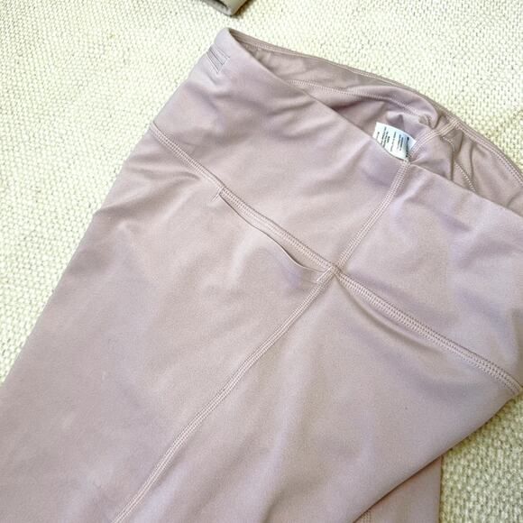 Women's Athleta Sports Bra and Leggings Set Bundle (Pink, S / XS) - Picture 7 of 10